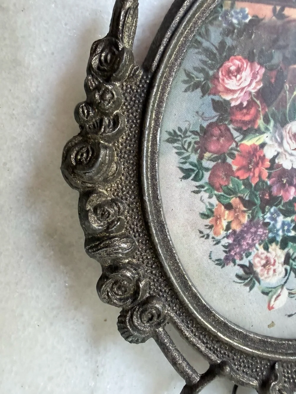 N/A decorative oval